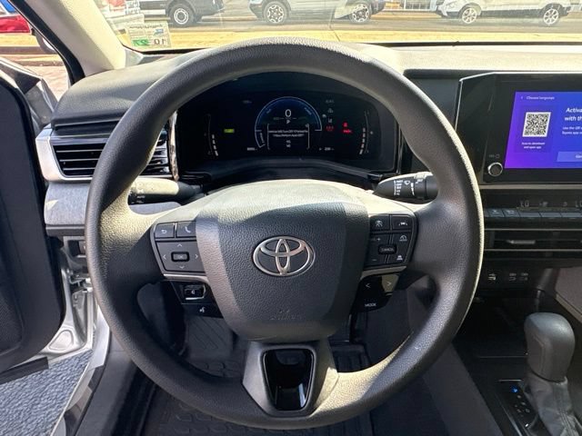 Used 2026 Toyota Camry LE w/ Convenience Package FWD image 26