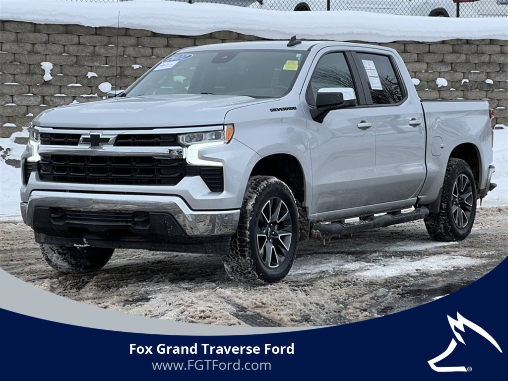 Used 2022 Chevrolet Silverado 1500 LT image 1