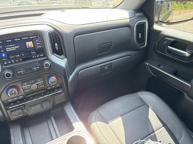 Used 2021 Chevrolet Silverado 1500 LTZ AWD/4WD image 15