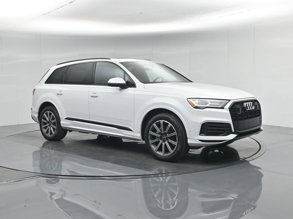 Used 2022 Audi Q7 2.0T Premium Plus w/ Premium Plus Package AWD/4WD image 7