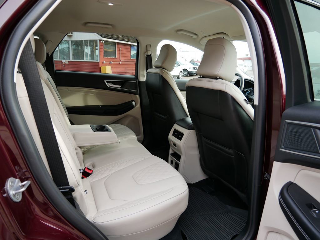 Certified 2024 Ford Edge Titanium w/ Titanium Elite Package image 9