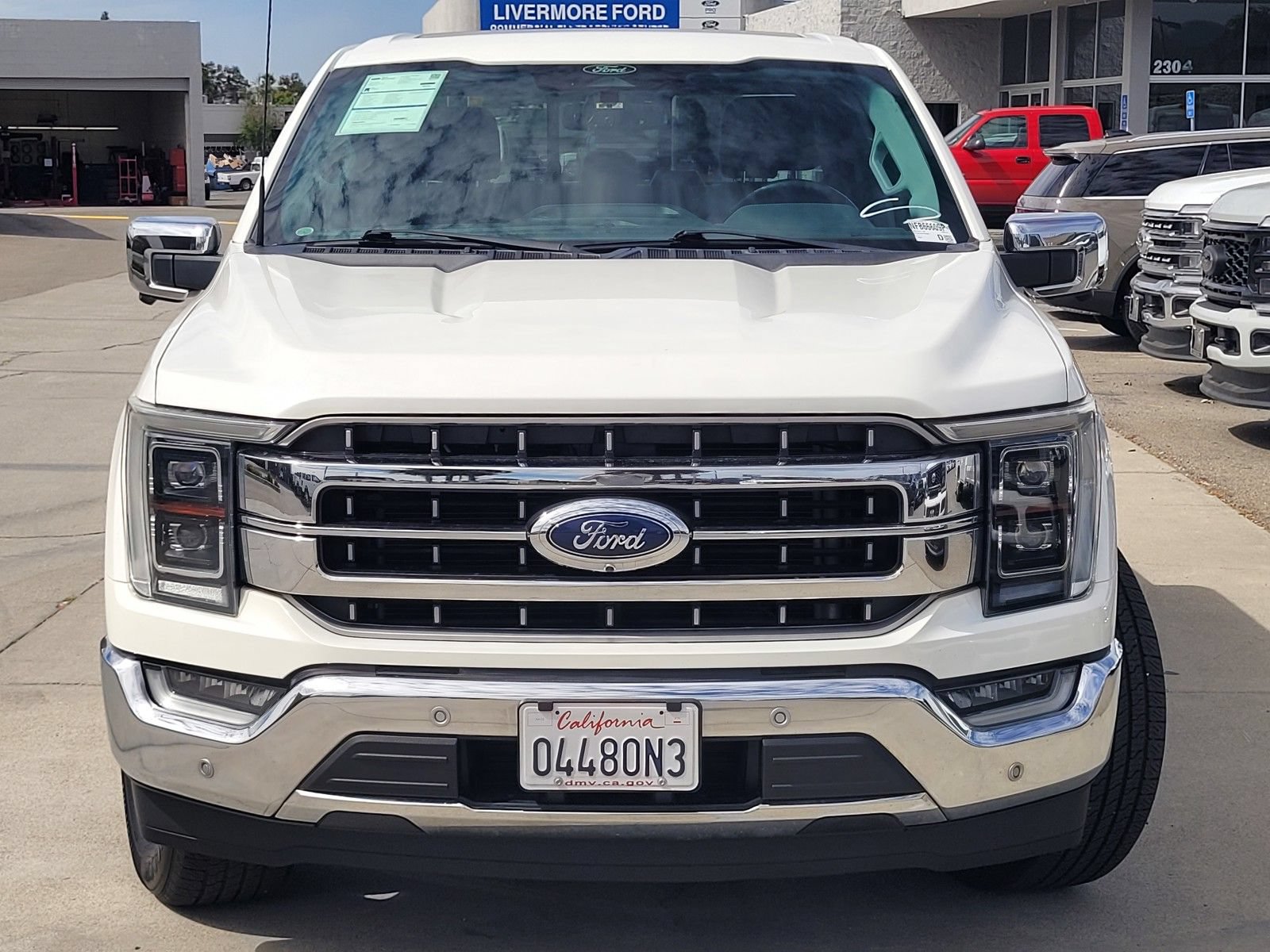 Certified 2022 Ford F150 Lariat w/ Equipment Group 502A High RWD image 2