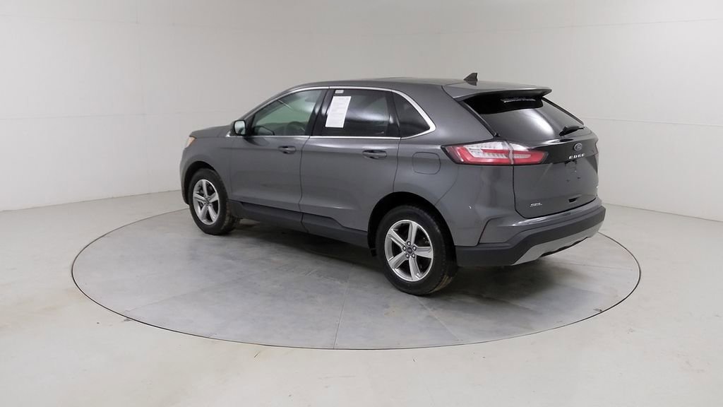 Certified 2022 Ford Edge SEL w/ Convenience Package AWD/4WD image 17