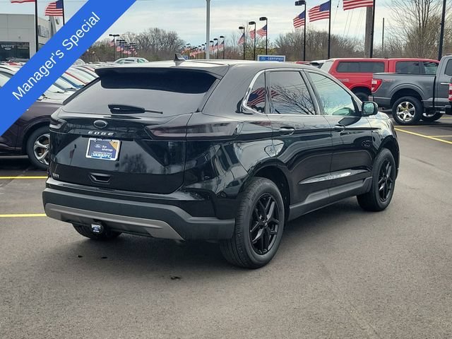 Certified 2024 Ford Edge SEL w/ Convenience Package AWD/4WD image 4