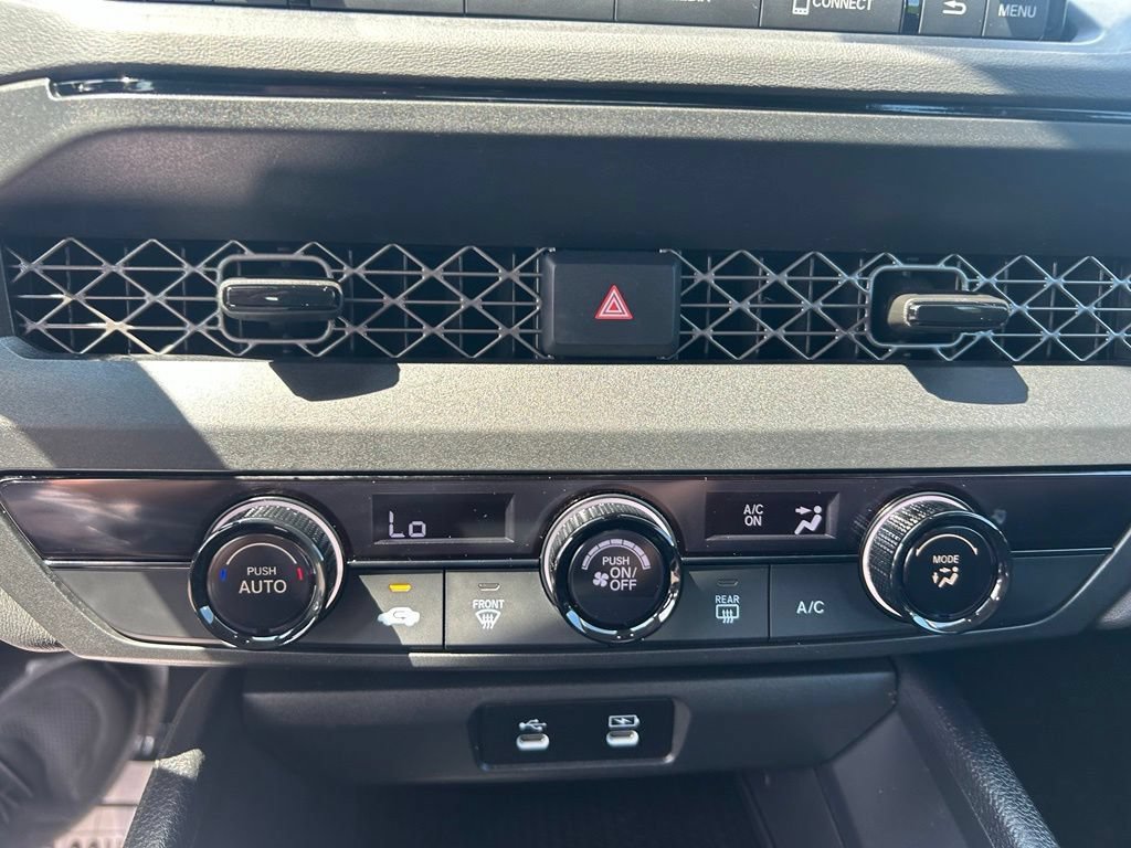 Used 2023 Honda Accord LX image 25