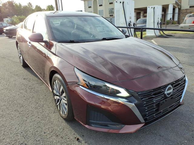 Used 2025 Nissan Altima 2.5 SV FWD image 4