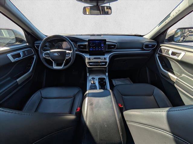 Certified 2022 Ford Explorer XLT w/ Equipment Group 202A image 22