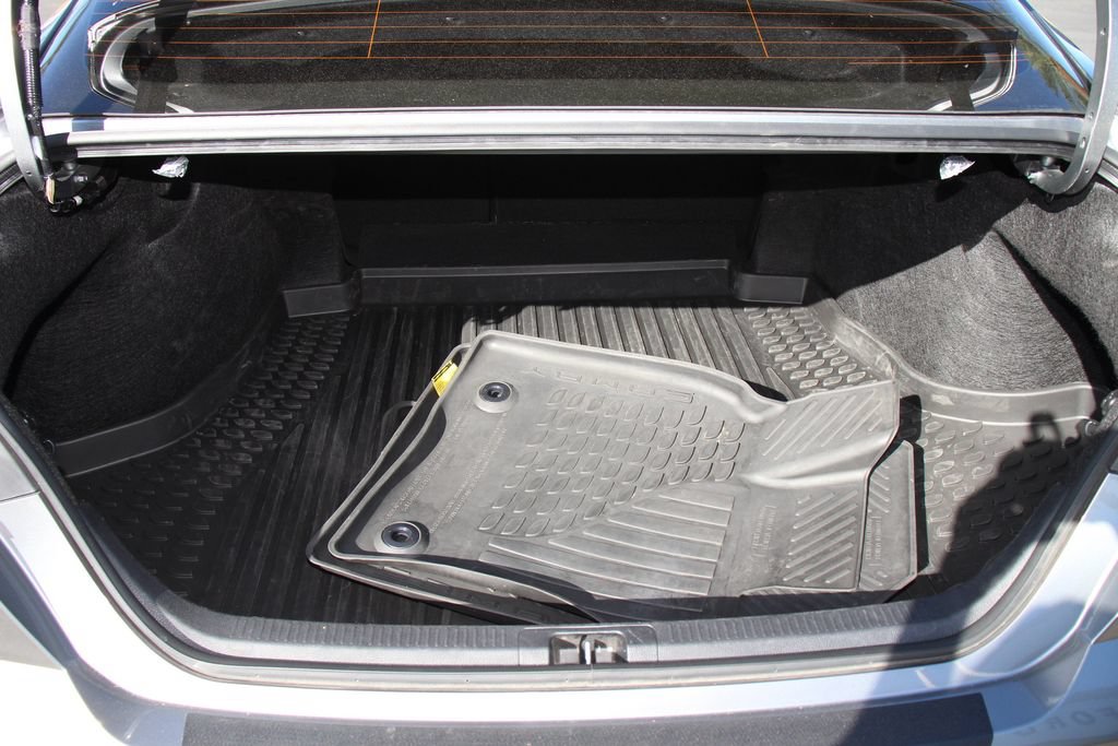 Used 2025 Toyota Camry SE FWD image 24