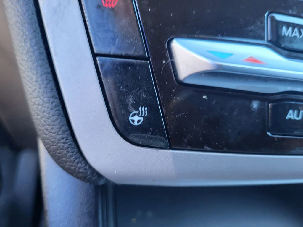 Certified 2023 Ford Explorer XLT w/ Equipment Group 202A image 31