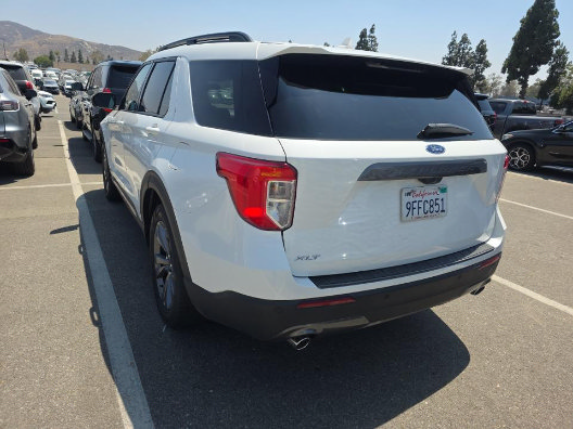 Certified 2023 Ford Explorer XLT w/ Equipment Group 202A RWD image 6