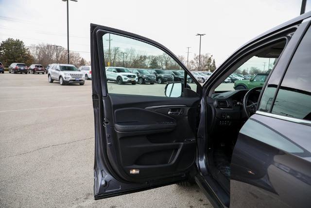 Used 2023 Honda Ridgeline RTL-E image 16