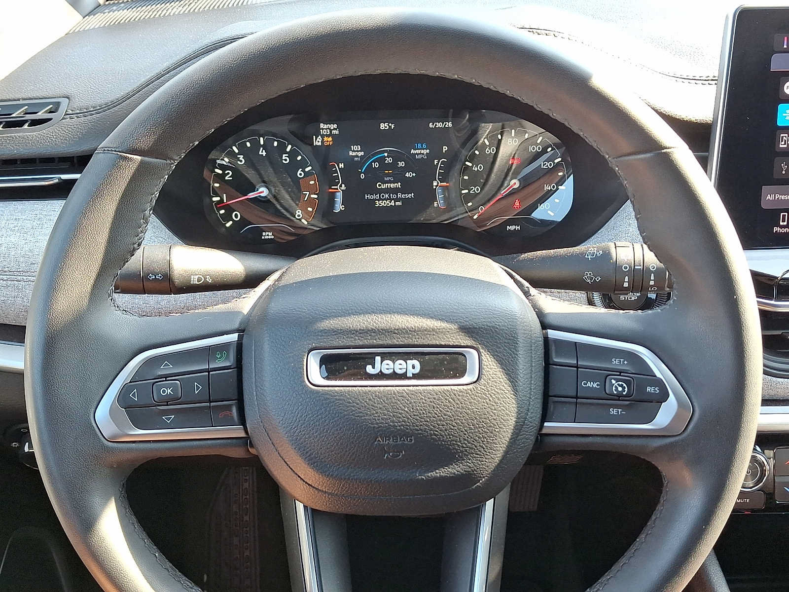 Used 2023 Jeep Compass Latitude AWD/4WD image 18