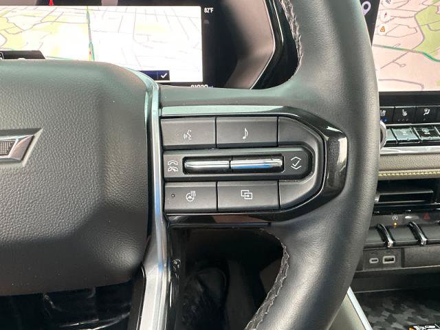 Used 2023 Chevrolet Colorado ZR2 w/ ZR2 Convenience Package III AWD/4WD image 21