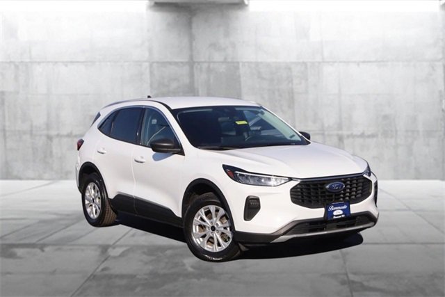 Certified 2024 Ford Escape Active w/ Tech Pack #1 image 2