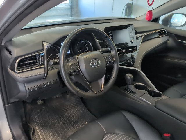 Used 2024 Toyota Camry SE FWD image 10