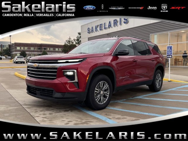 Used 2025 Chevrolet Traverse LT AWD/4WD image 1