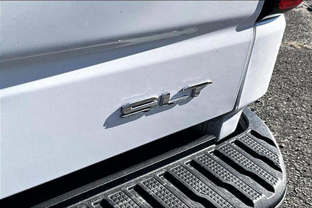 Used 2024 GMC Sierra 1500 SLT image 12