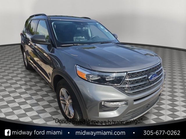 Certified 2023 Ford Explorer XLT w/ Equipment Group 202A RWD image 1