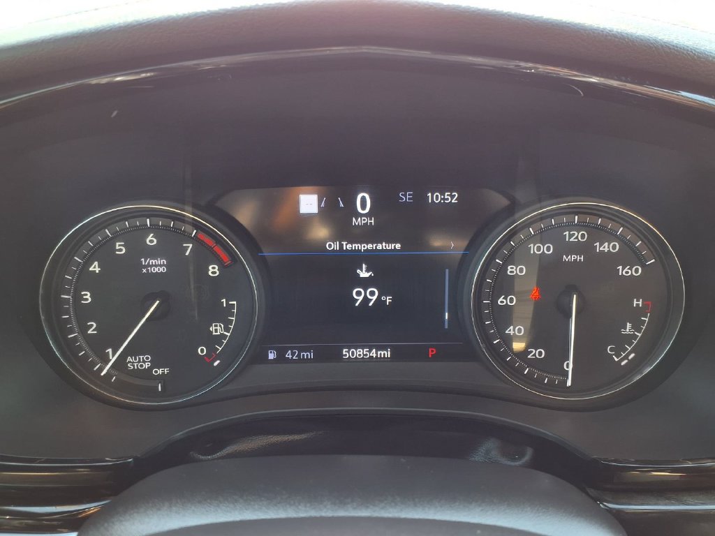 Used 2024 Cadillac XT6 Premium Luxury w/ Technology Package FWD image 16
