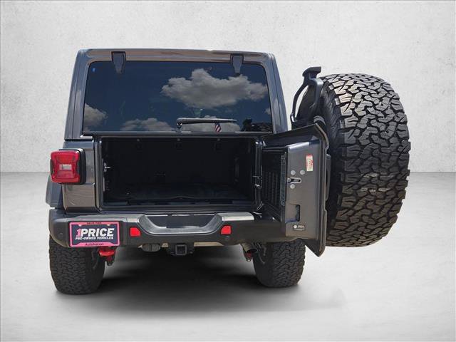 Used 2022 Jeep Wrangler Unlimited Rubicon w/ Xtreme Recon 35" Tire Package AWD/4WD image 6