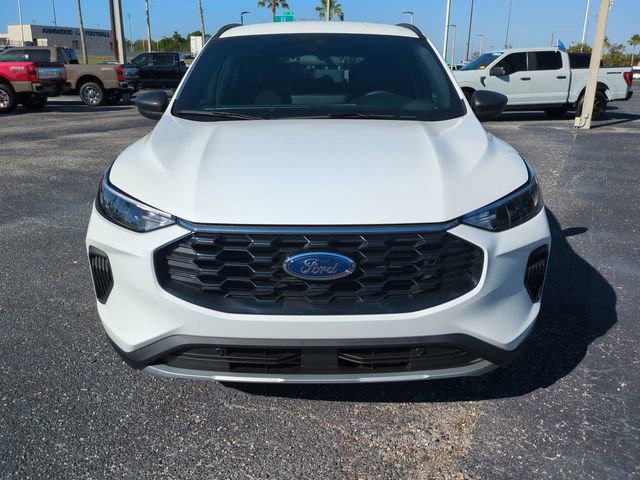 Certified 2025 Ford Escape ST-Line w/ Equipment Group 301A FWD image 3