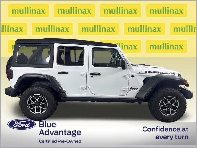 Used 2025 Jeep Wrangler Unlimited Rubicon w/ Safety Group AWD/4WD image 2