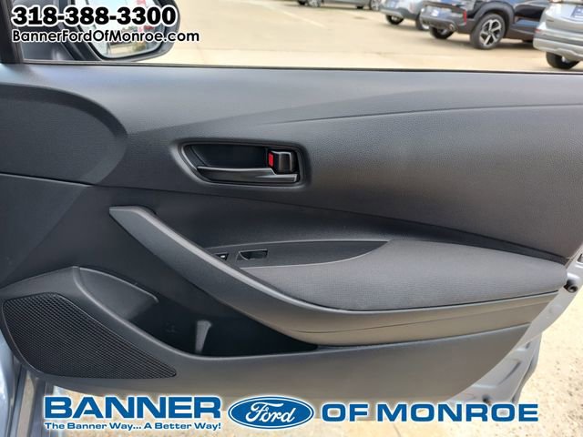 Used 2023 Toyota Corolla LE image 22