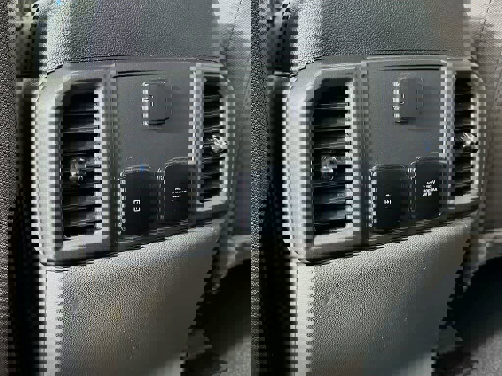 Certified 2020 Ford F250 XLT w/ XLT Premium Package image 16