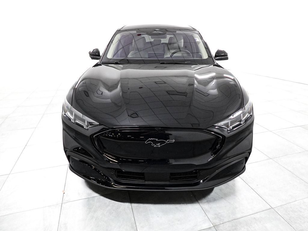 Certified 2025 Ford Mustang Mach-E Premium AWD/4WD image 3