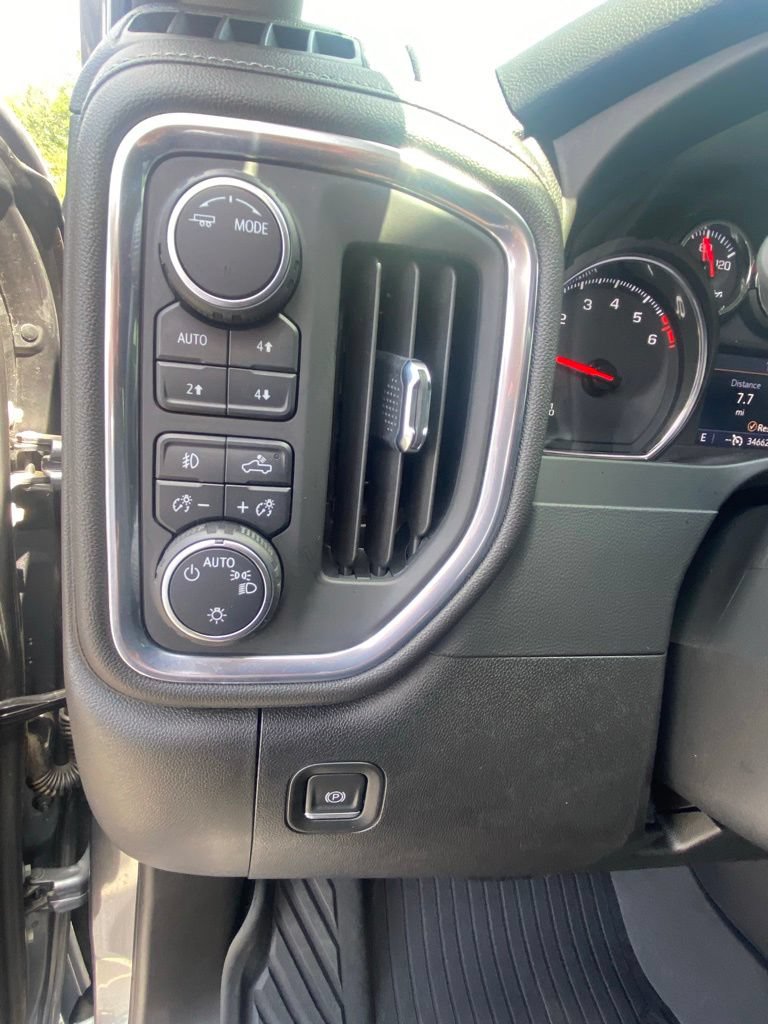 Used 2021 Chevrolet Silverado 1500 LT Trail Boss w/ Convenience Package II AWD/4WD image 12