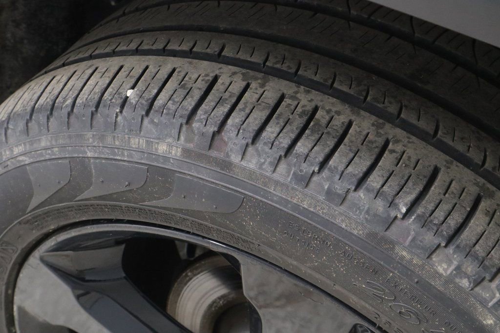 Used 2023 Jeep Grand Cherokee Limited w/ Black Appearance Package image 20