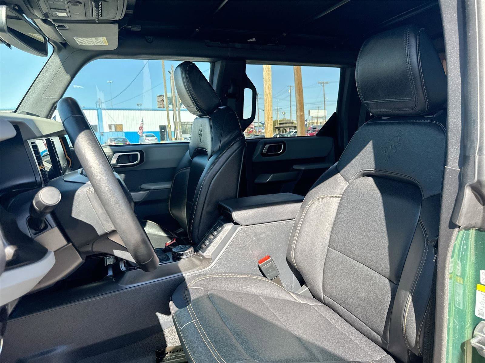 Certified 2023 Ford Bronco Badlands AWD/4WD image 12