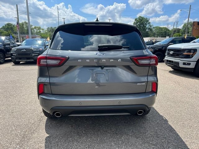 Certified 2024 Ford Escape ST-Line w/ Tech Pack #1 AWD/4WD image 5