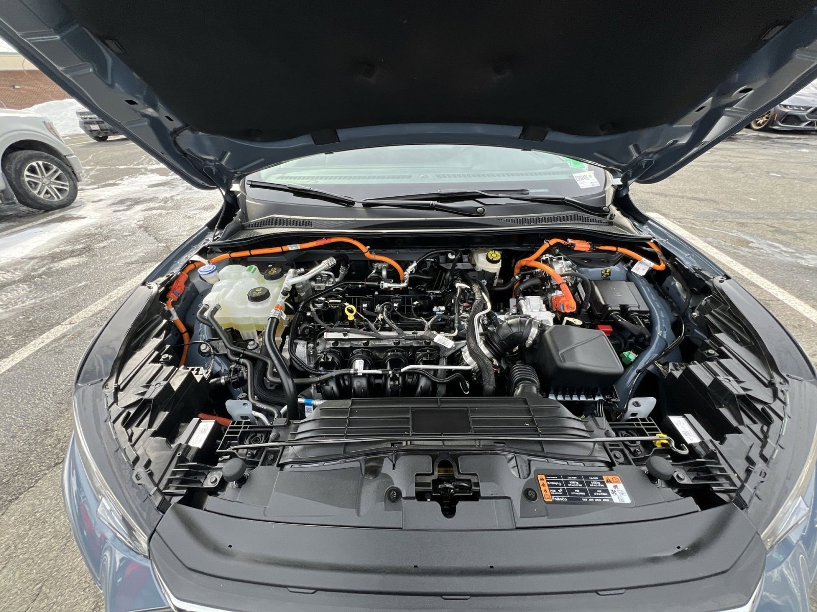 Certified 2025 Ford Escape SE image 28