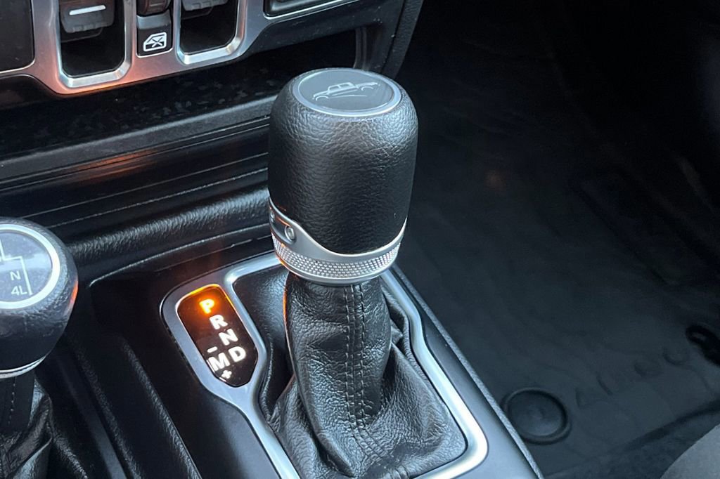 Used 2021 Jeep Gladiator Sport image 24