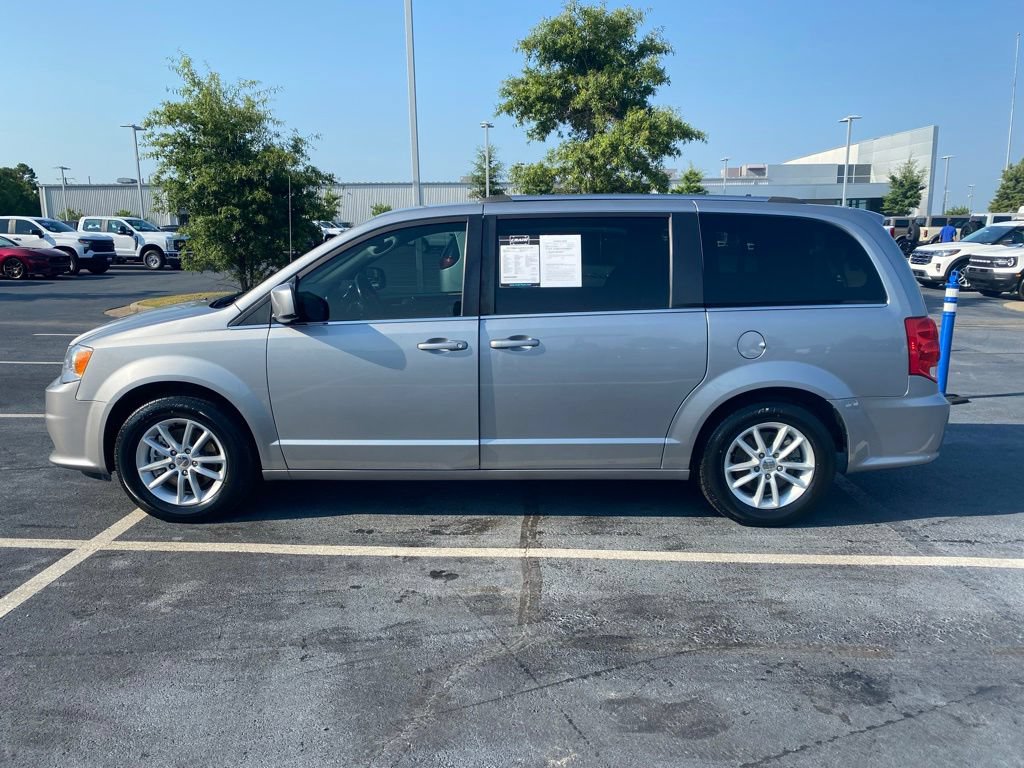 Used 2019 Dodge Grand Caravan SXT FWD image 4