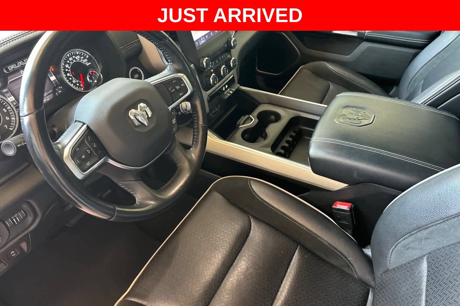 Used 2022 RAM 1500 Laramie AWD/4WD image 12