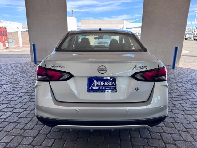 Used 2024 Nissan Versa S w/ S Plus Package FWD image 4