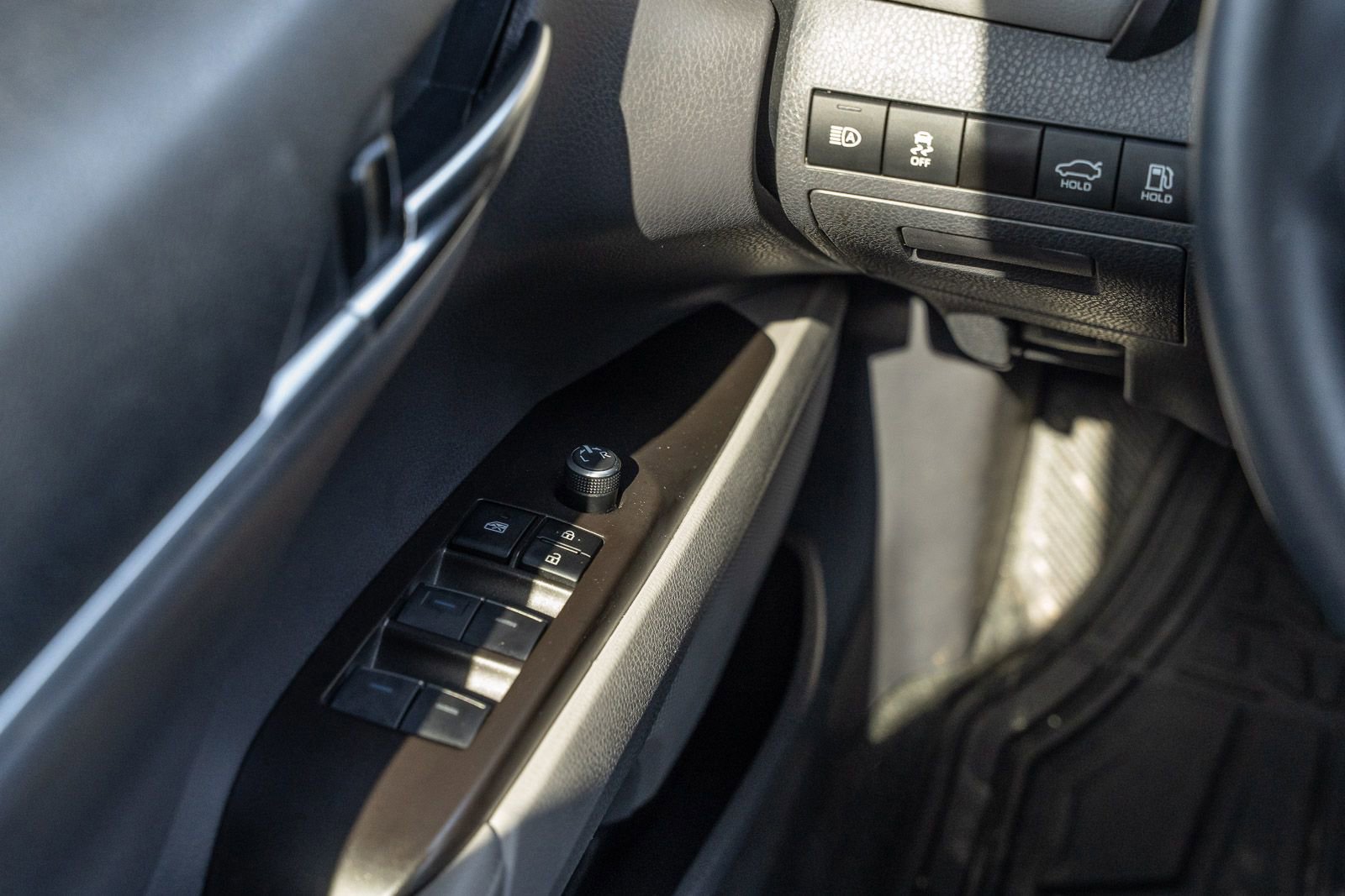 Used 2023 Toyota Camry XSE FWD image 24