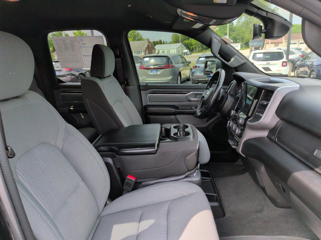 Used 2022 RAM 1500 Big Horn AWD/4WD image 16