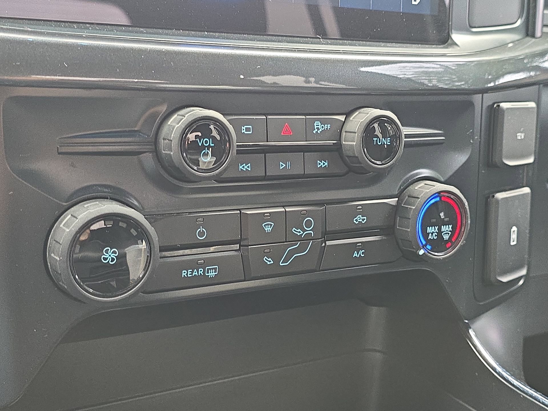 Certified 2025 Ford F150 STX RWD image 18