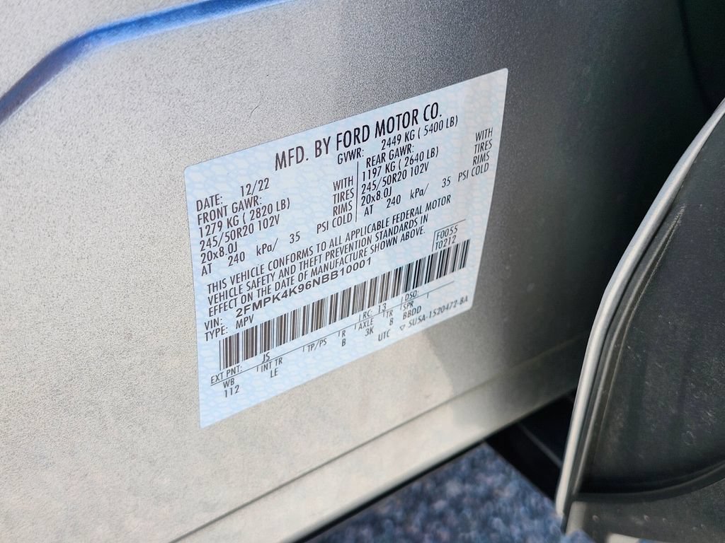 Certified 2022 Ford Edge Titanium AWD/4WD image 36