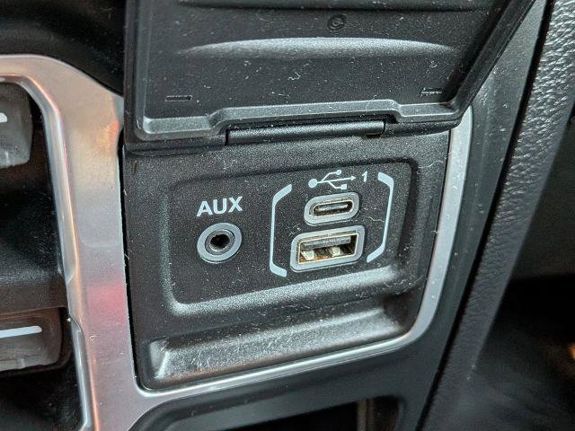 Used 2018 Jeep Wrangler Unlimited Rubicon AWD/4WD image 22