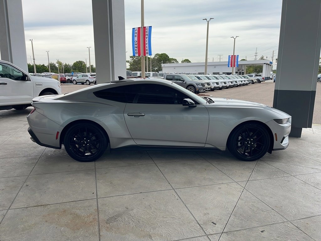 Certified 2024 Ford Mustang Coupe image 2