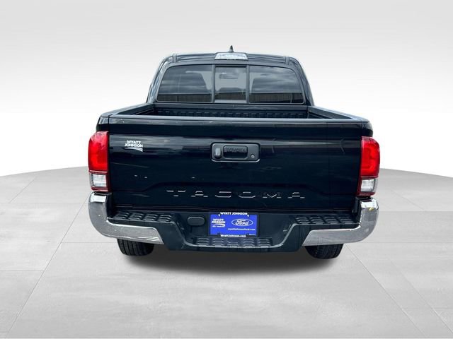 Used 2023 Toyota Tacoma SR5 RWD image 4