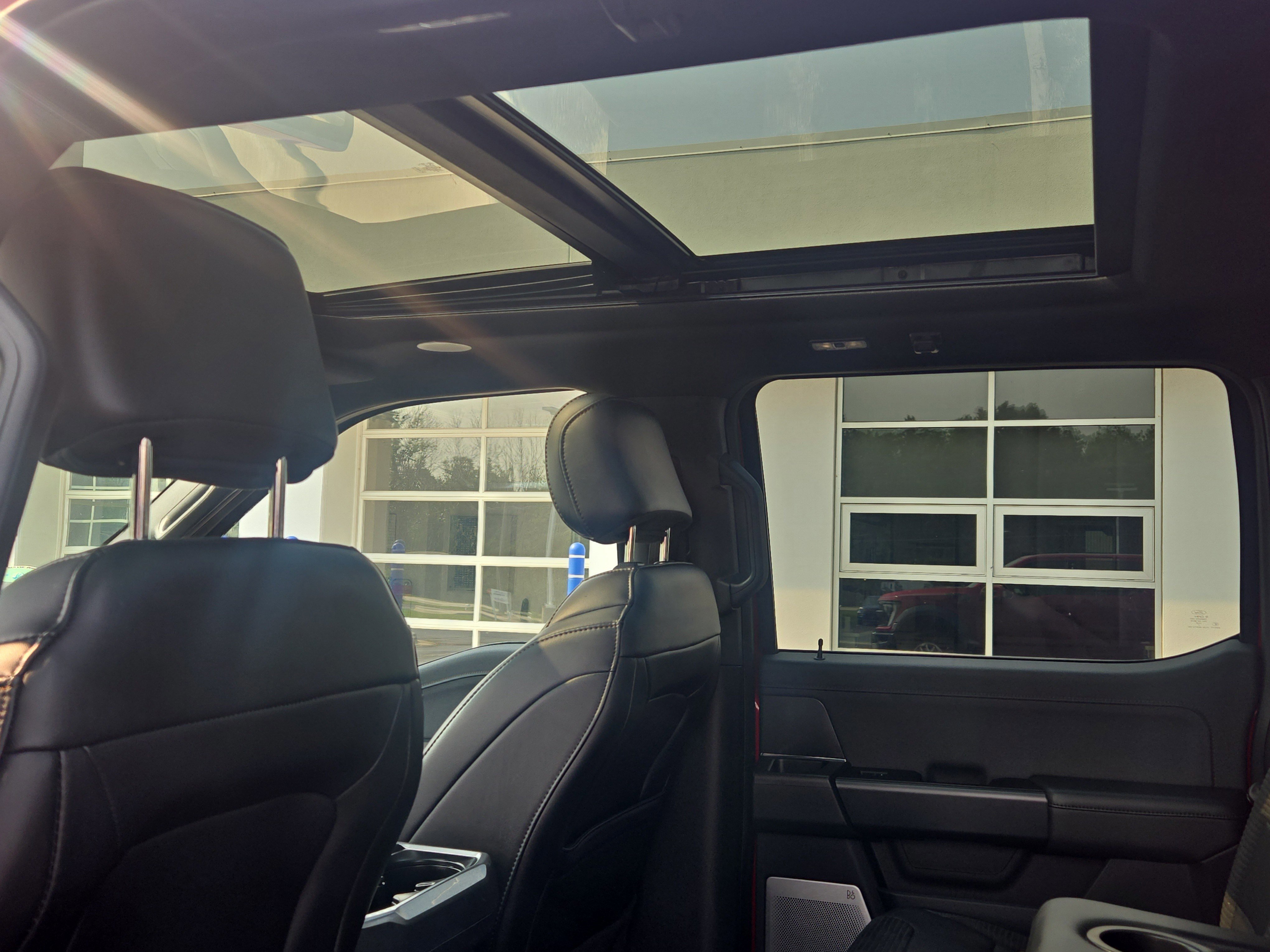 Certified 2022 Ford F150 Raptor w/ Equipment Group 801A High image 16