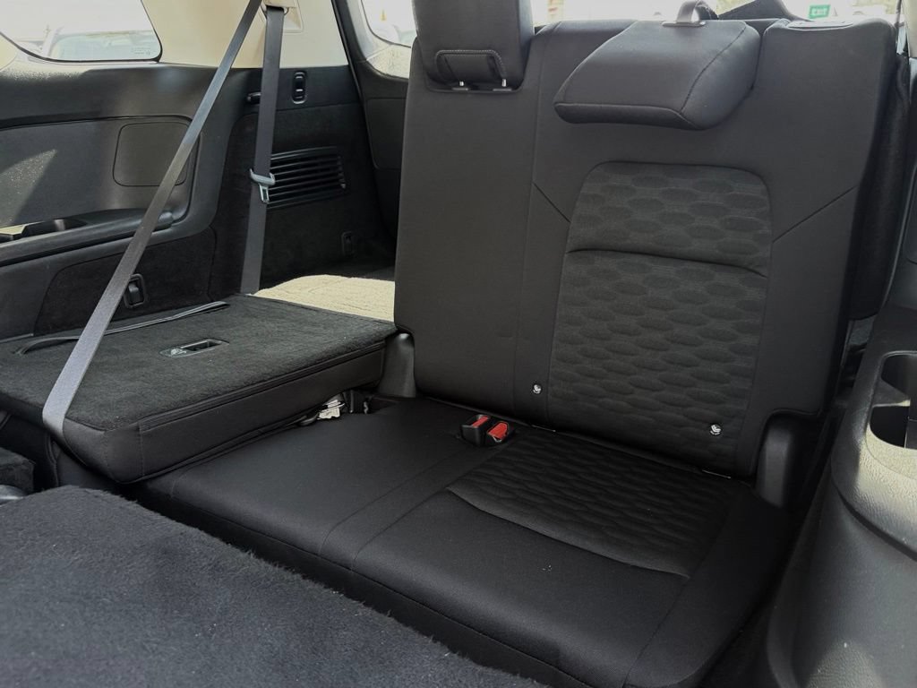 Used 2024 Nissan Pathfinder S FWD image 33