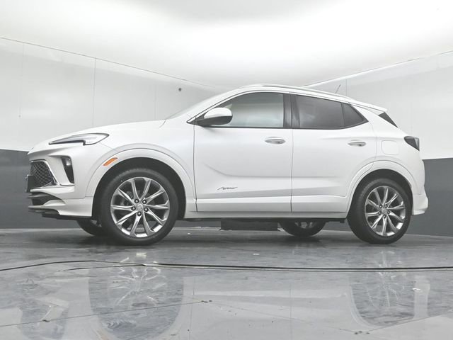 Used 2024 Buick Encore GX Avenir w/ Avenir Convenience Package image 5