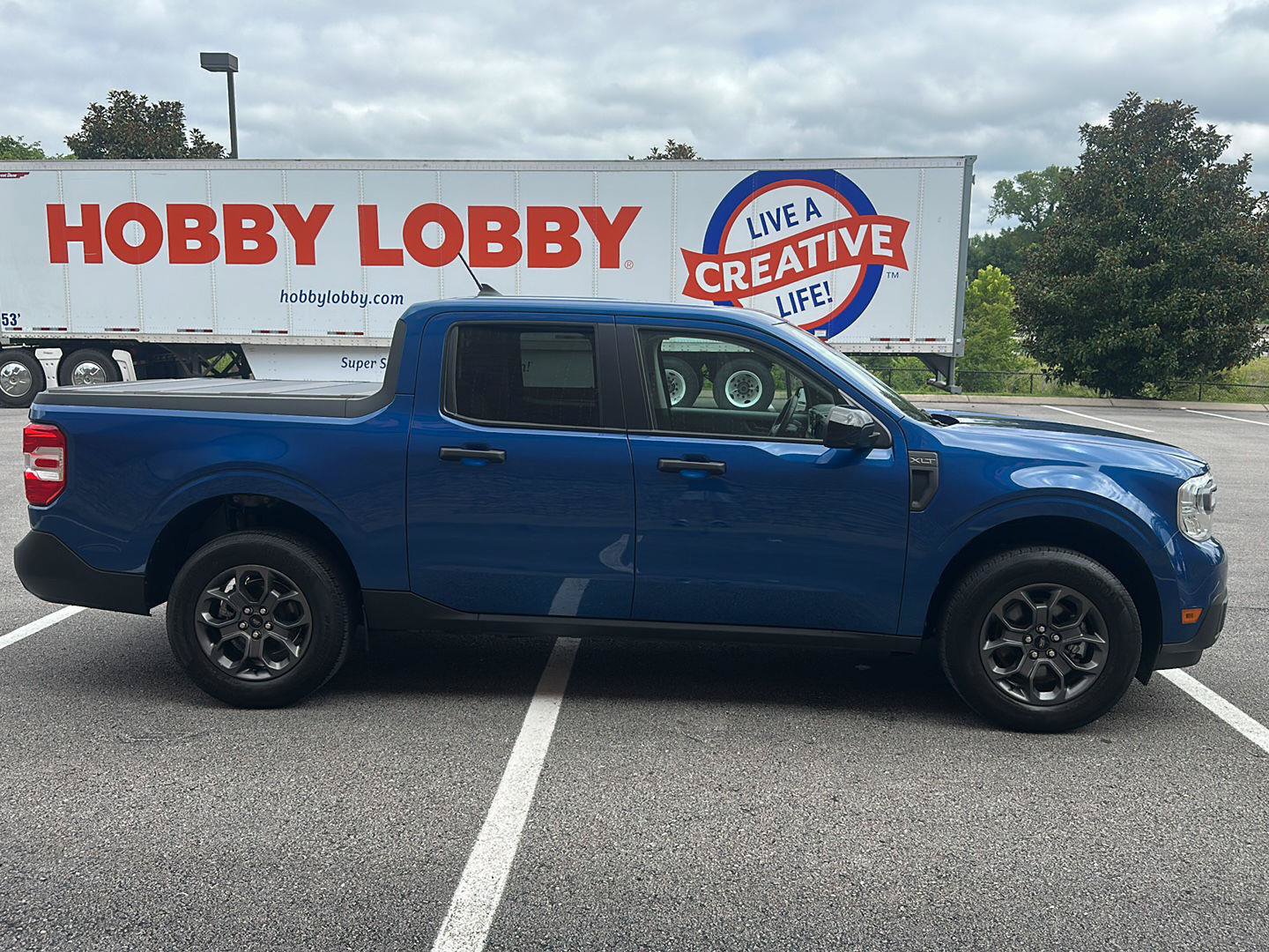 Certified 2024 Ford Maverick XLT w/ XLT Luxury Package AWD/4WD image 6