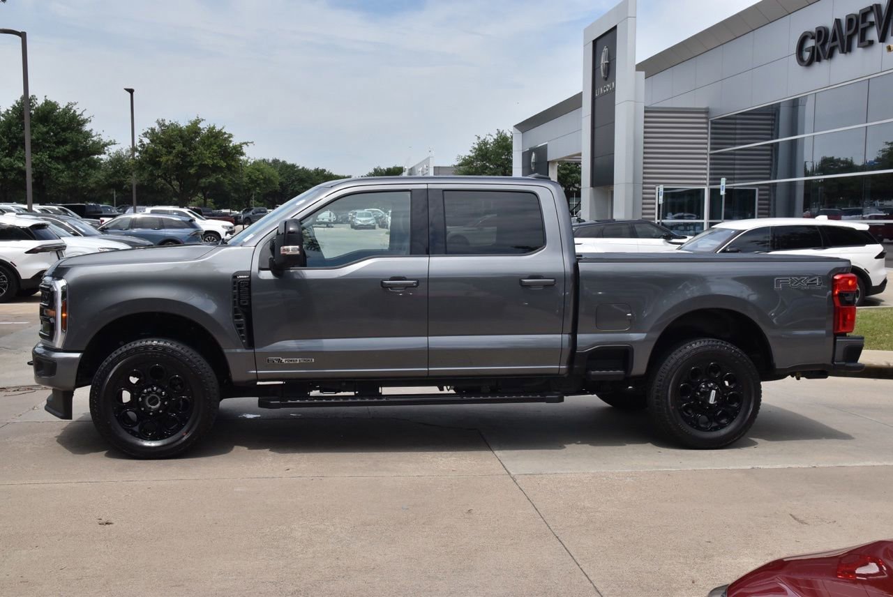 Certified 2025 Ford F250 Lariat w/ Black Appearance Package AWD/4WD image 12